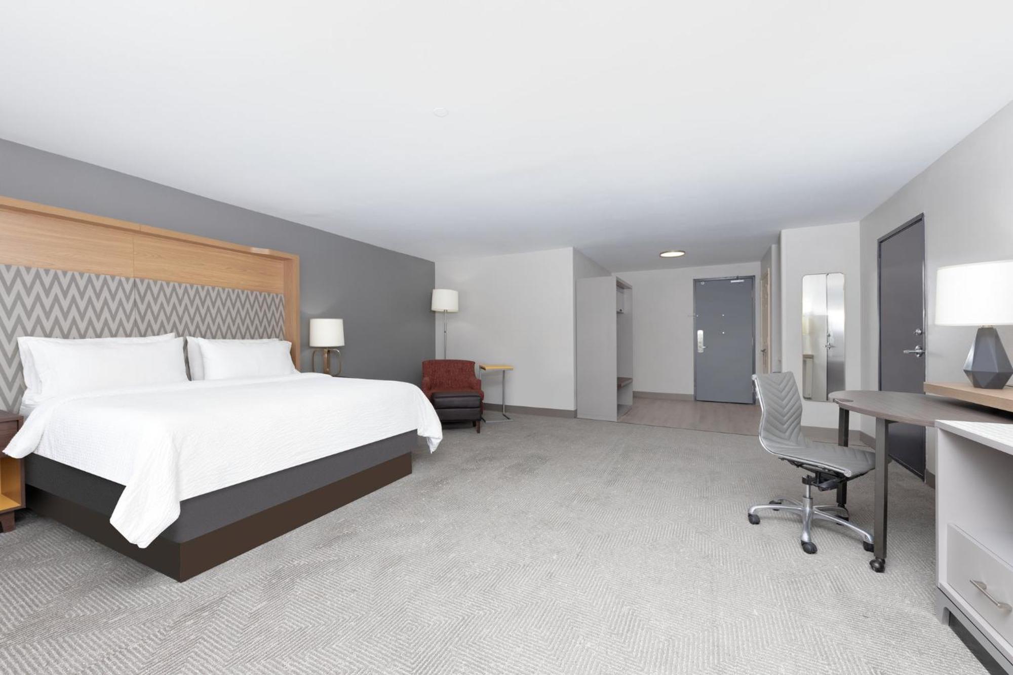 - Cavazos Area Hotel