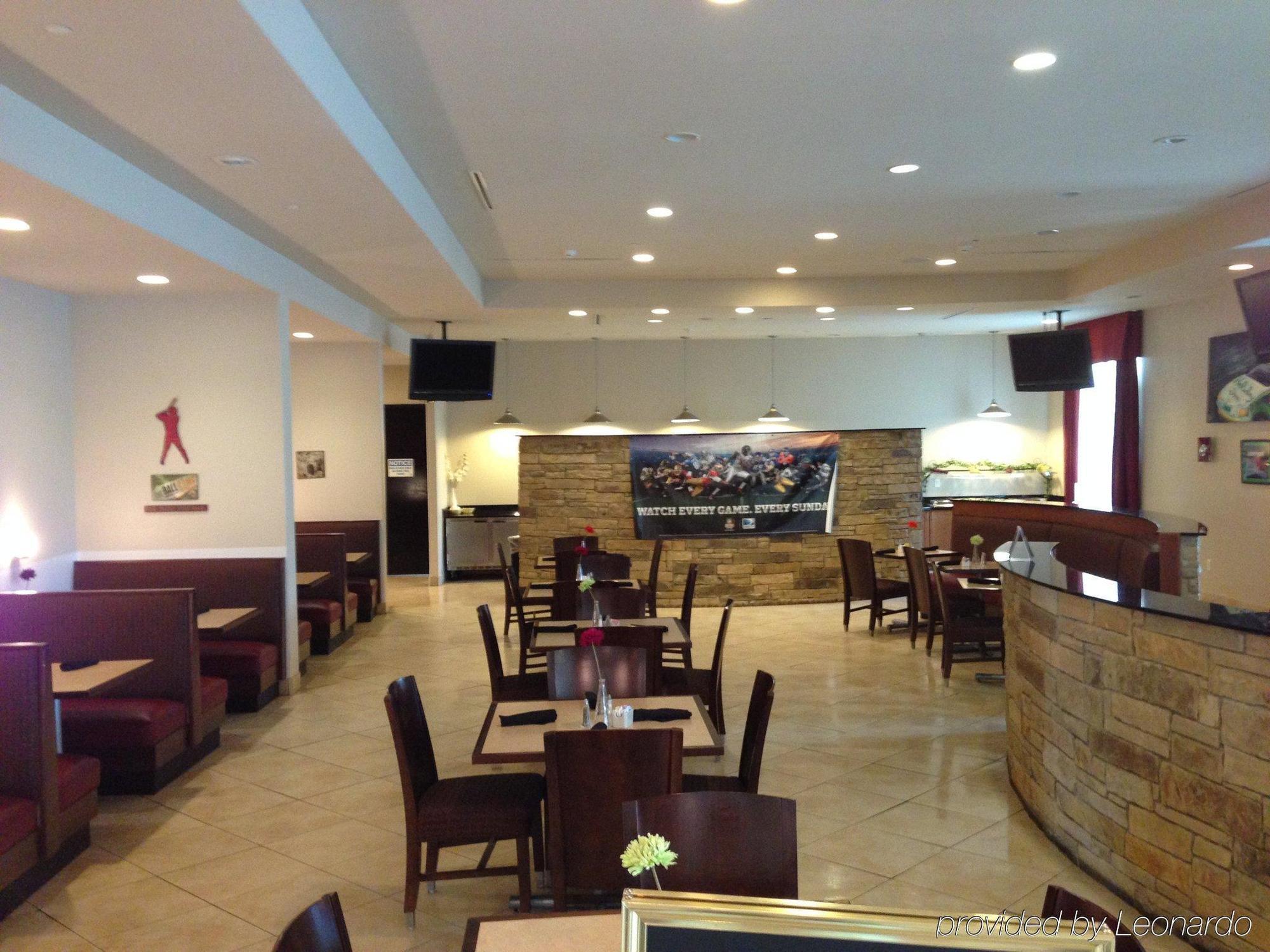 - Cavazos Area Hotel 3*